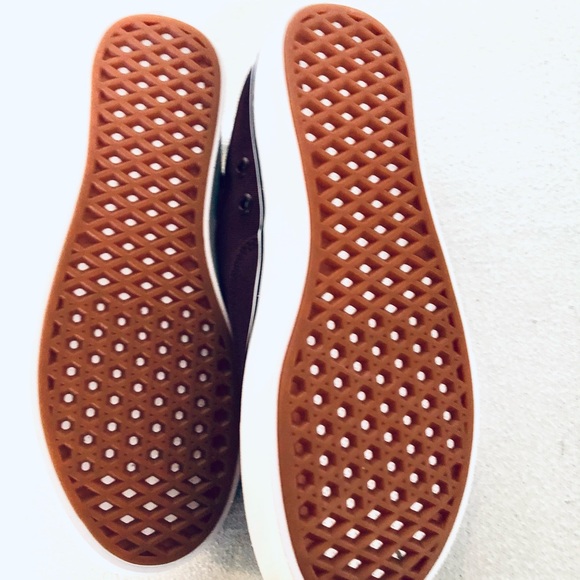 VANS WOMENS SNEAKERS SIZE 7 - Picture 7 of 8